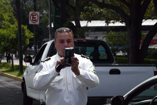 Policías violadores del gobierno del Distrito Federal Calle Porfirio Díaz, 21 de abril del 2010, ®Borzelli Photography