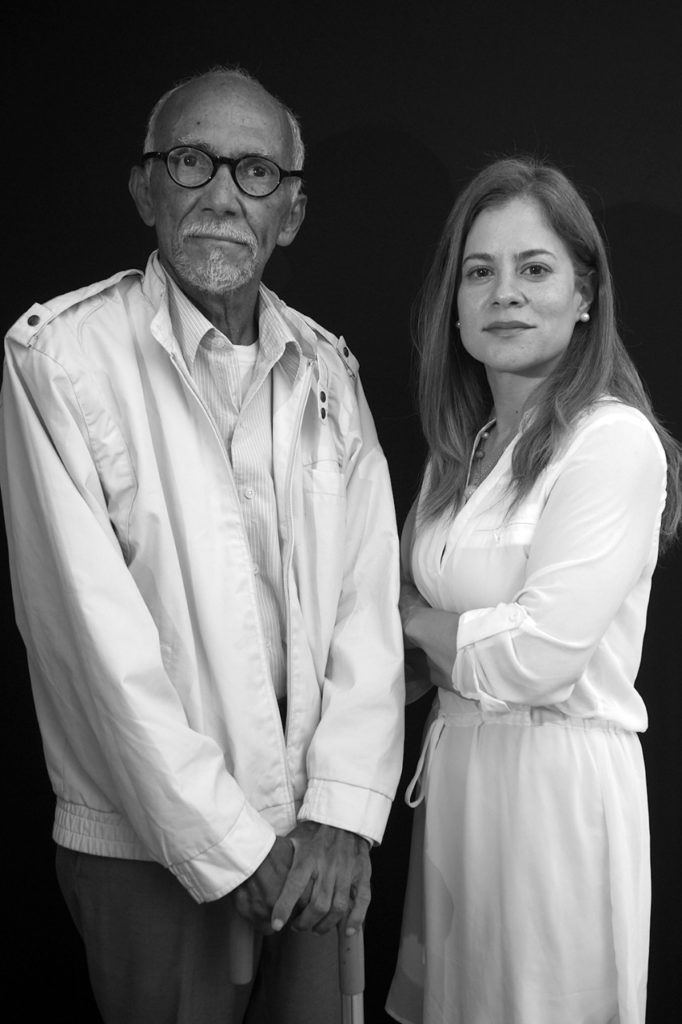 José Luis Quesada con la poeta hondureña Denise Vargas foto de Pascual Borzelli Iglesias