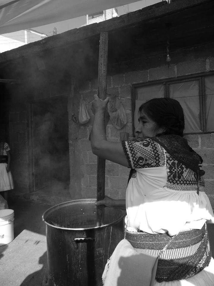 Cocinando, foto de Citlal Solano