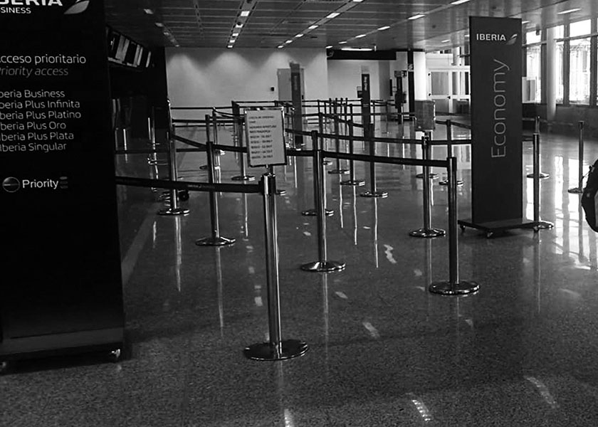 Sala del Aeropuerto Internacional de Fiumicino, sin viajeros. Foto de Margarita Borzelli González