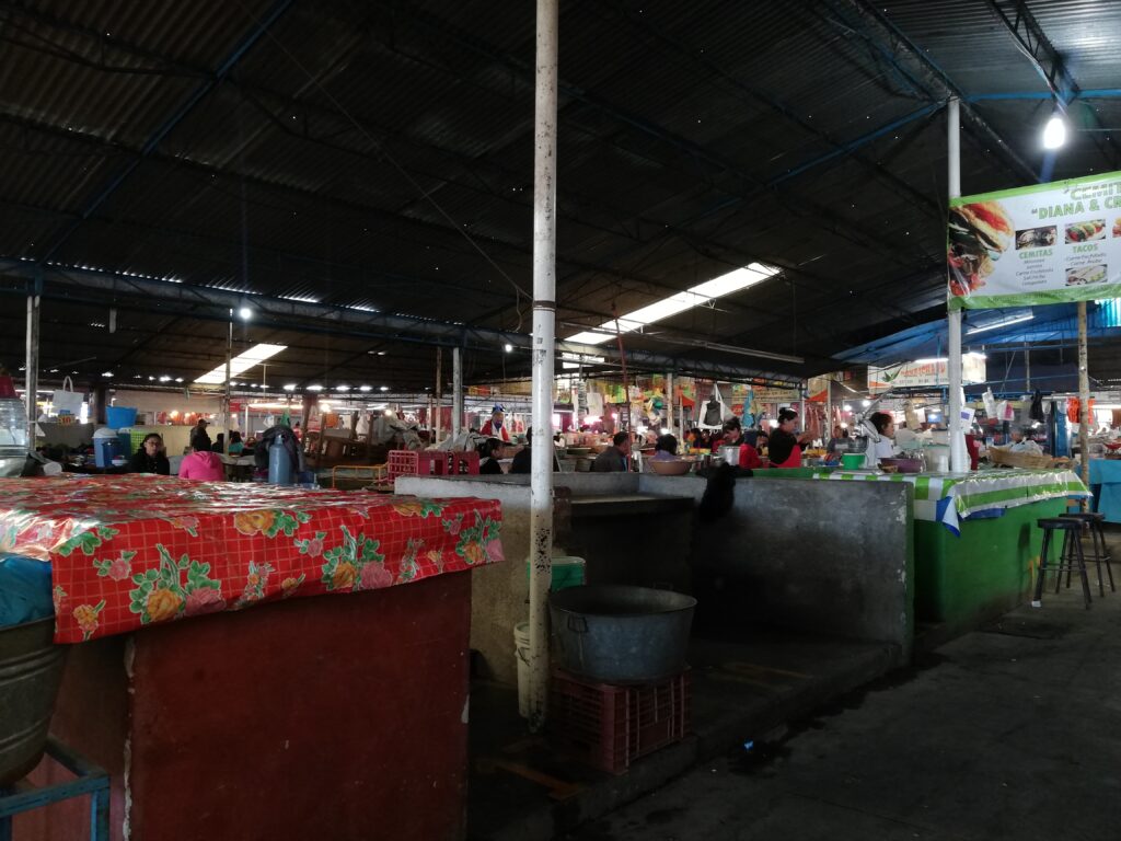 Mercado de Huejotzingo. Foto de Alain Cervantes.