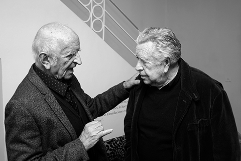 Con su amigo el pintor Fernando de Szyszlo, (1925-2017)