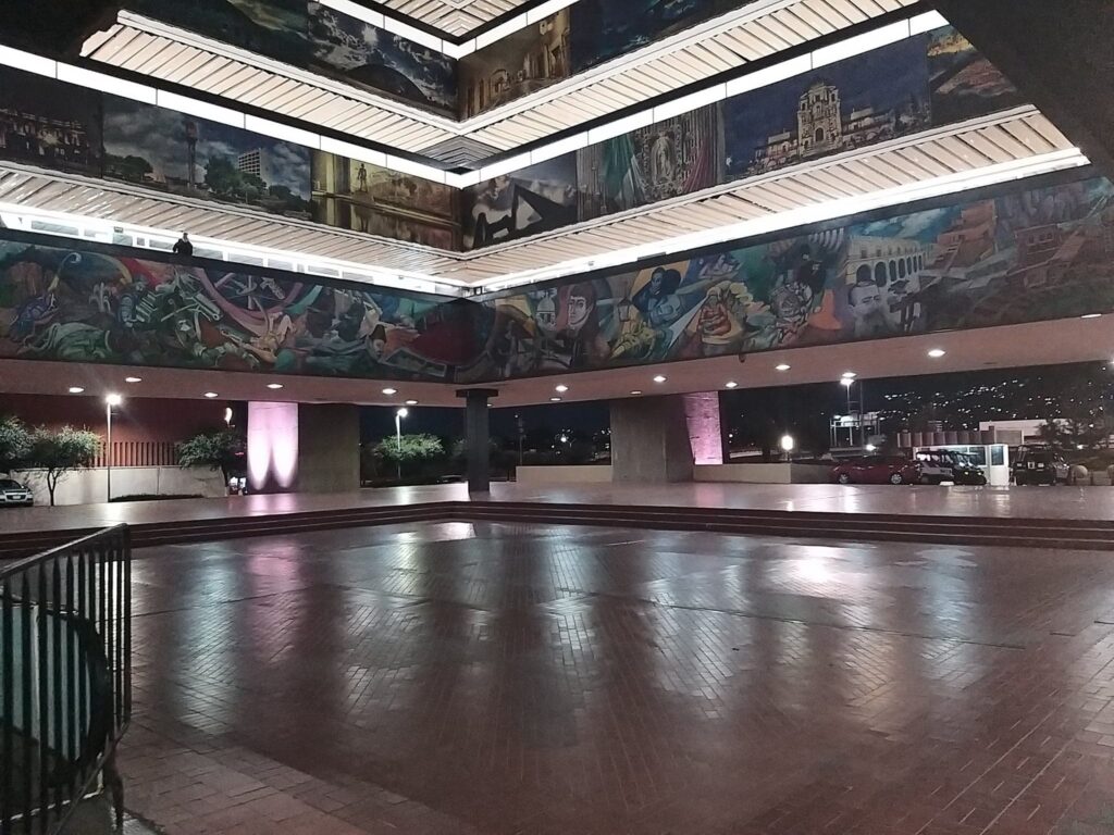 Palacio Municipal de Monterrey. Foto de Fabian de Santiago
