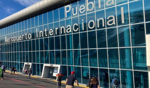 Aeropuerto Hermanos Serdán de Puebla. Foto de Adriana Barba