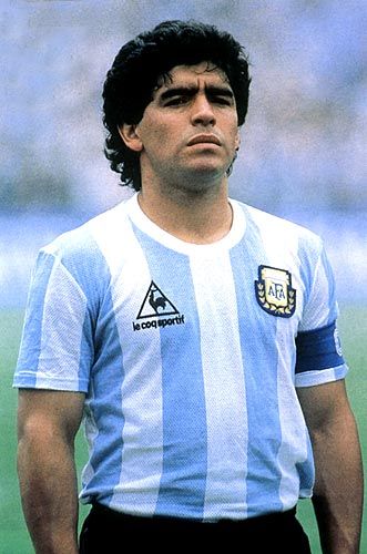 Maradona. Foto extraída de https://www.pinterest.com.mx/pin/397020523376617865/