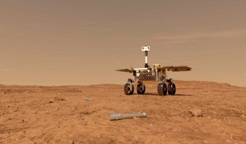 Rover de la misión Perseverance de la NASA. Ilustración tomada de la web de la NASA: https://mars.nasa.gov/resources/24761/fetch-rover-approaching-sample-tubes-artists-concept/