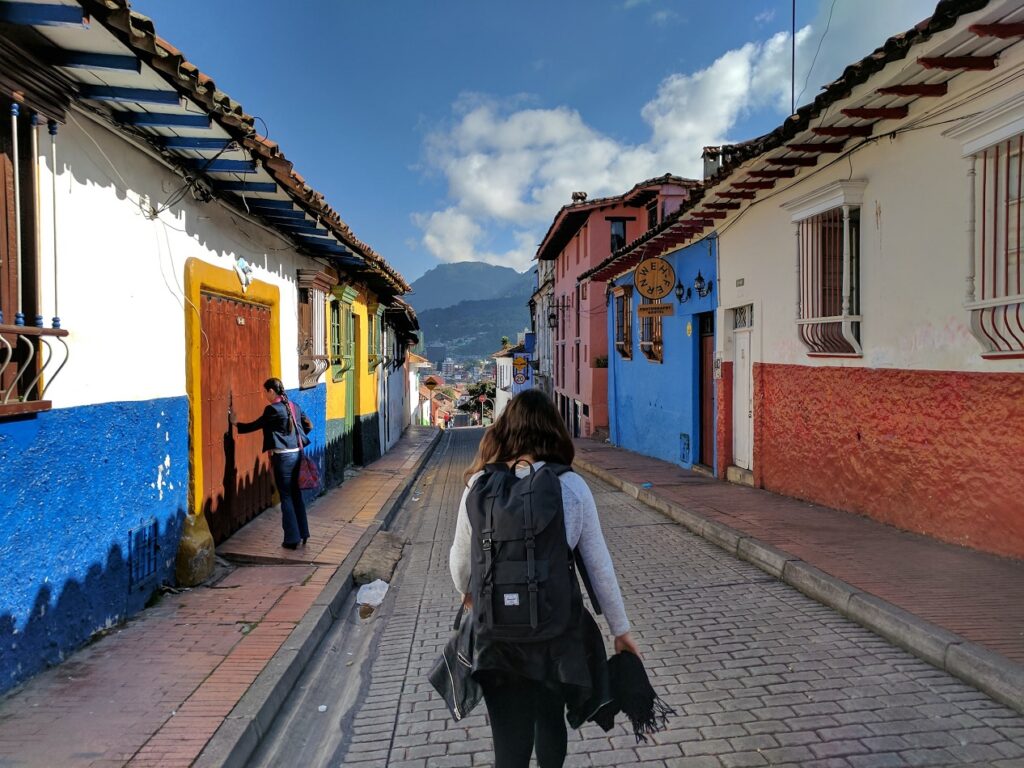 La Candelaria, Bogotá, Colombia. Foto de Michael Baron a través de Unsplash