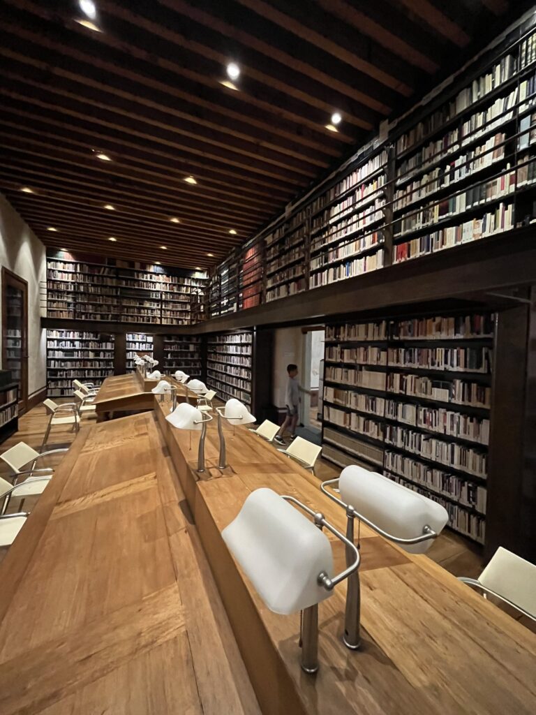 Profética. Foto de Jorge Carrión. Tomada de su cuenta de X