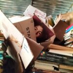 La oprimida y la primera biblioteca que compré. Fotografía de Sergio Núñez