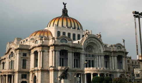 Fotografía de Clayton Cardinalli a través de Unsplash