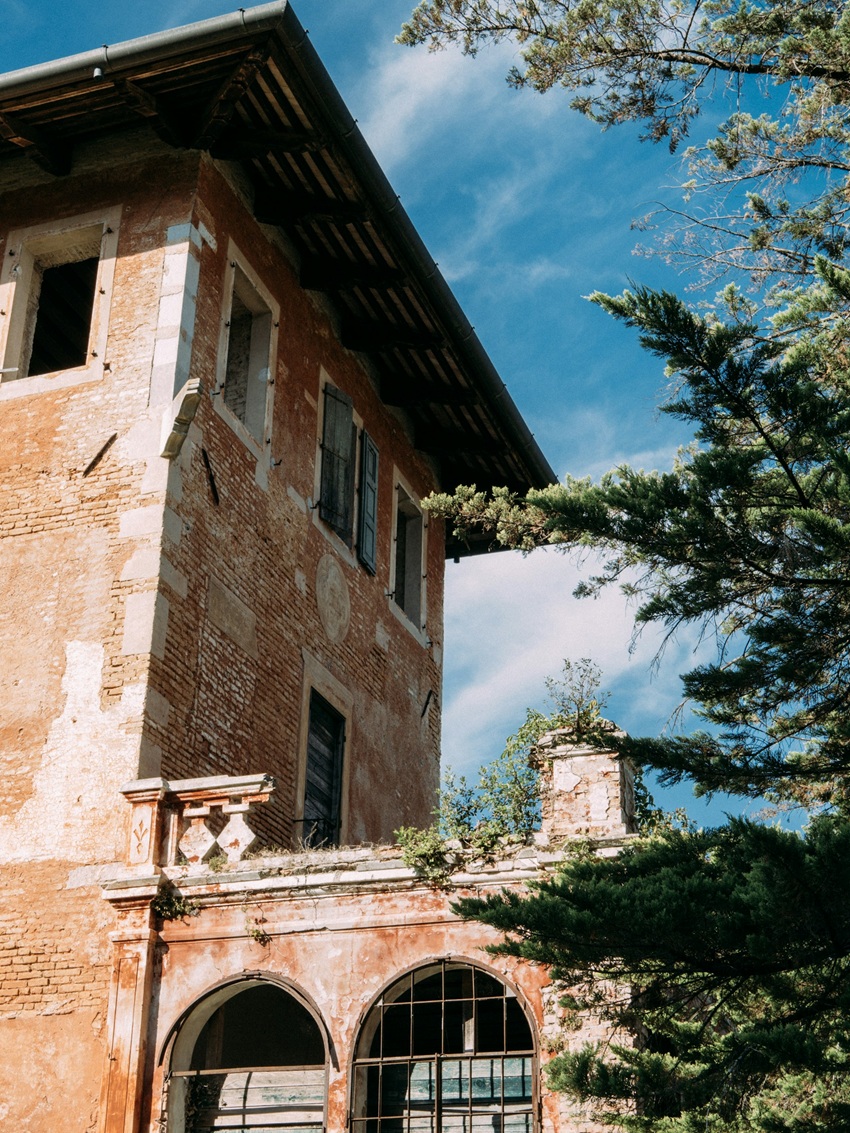 Fotografía de Albrt a través de Unsplash