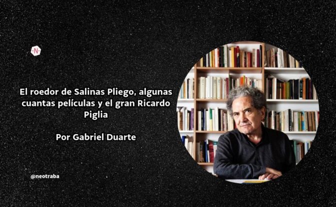 Ricardo Piglia en su estudio