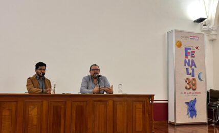 De izquierda a derecha Juan Jesús Jiménez y Óscar Alarcón durante la presentación de Circo Momentáneo de Juan Jesús Jiménez