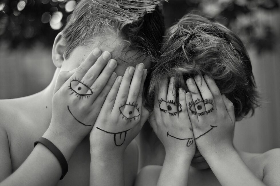 Fotografía de Lora Moore Kakaletris a través de Unsplash
