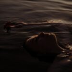 Fotografía de Klara Kulikova a través de Unsplash